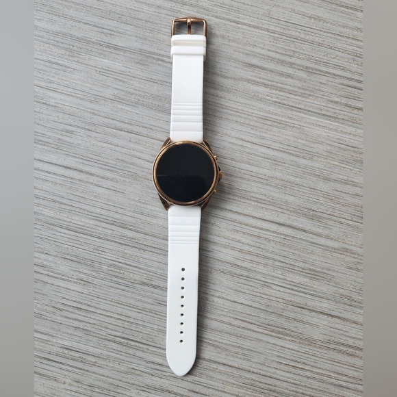 Gen5 Fossil Smartwatch - Picture 2 of 10
